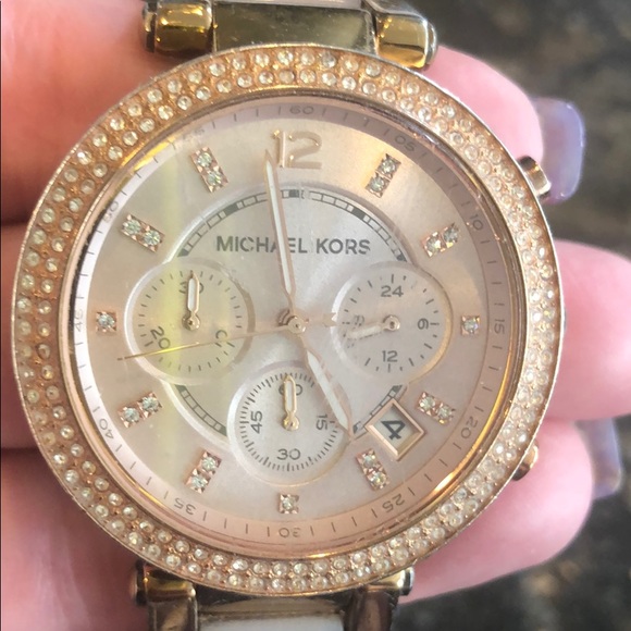 Michael Kors Rhinestone Watch - Picture 2 of 5
